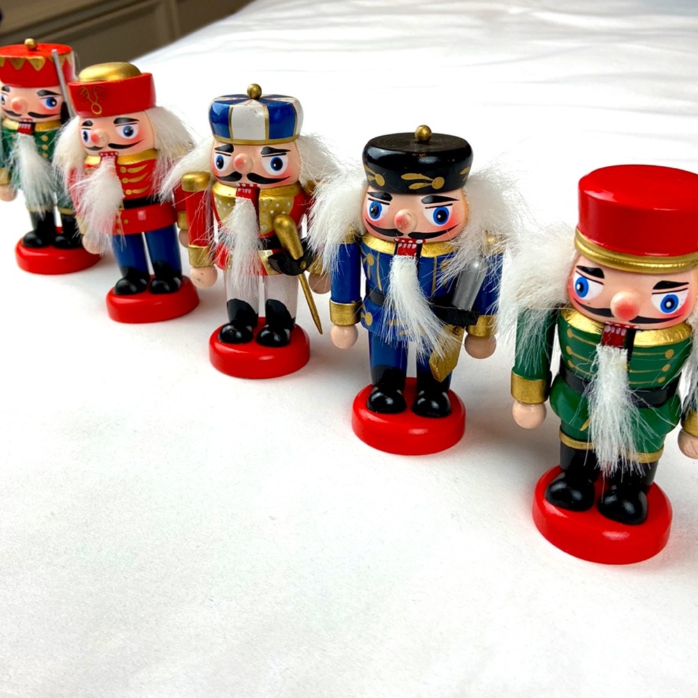Box set of 5 short squatty army wooden nutcracker Holiday Christmas Decor